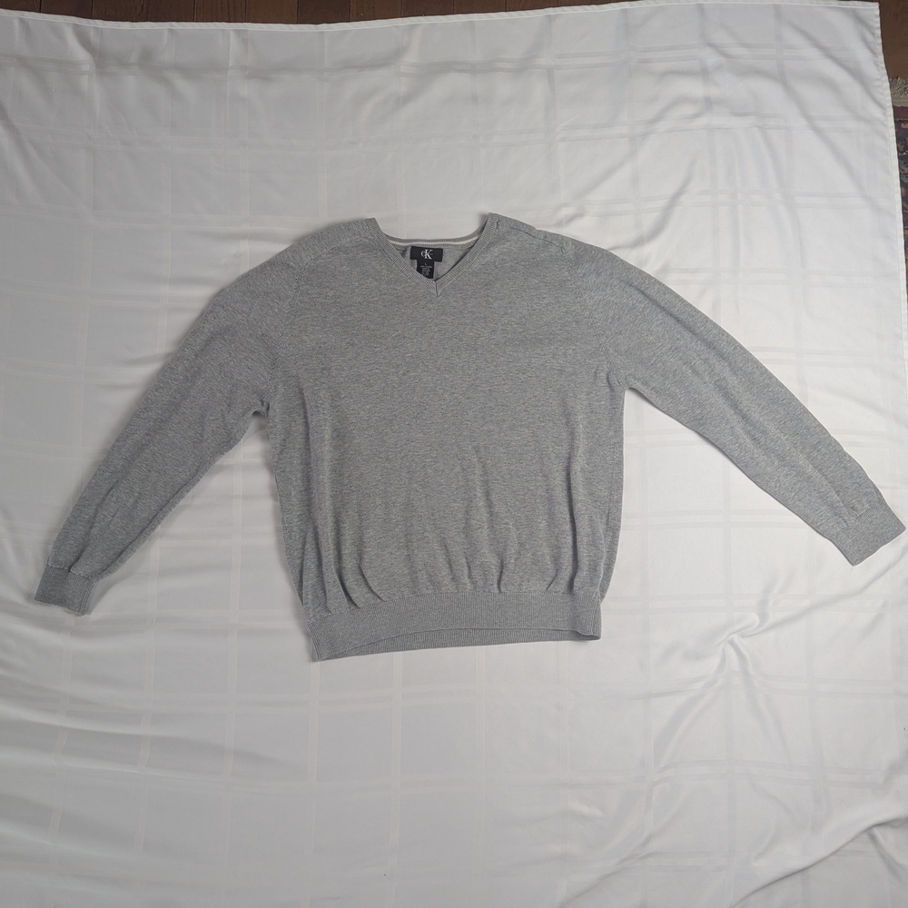 Calvin Klein Men's Gray V-Neck Sweater